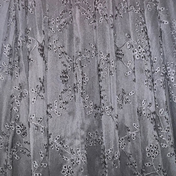 GUESS Melody Eyelet Elegant Black Maxi Skirt Size 26 NWT flowing silhouette - Picture 9 of 12